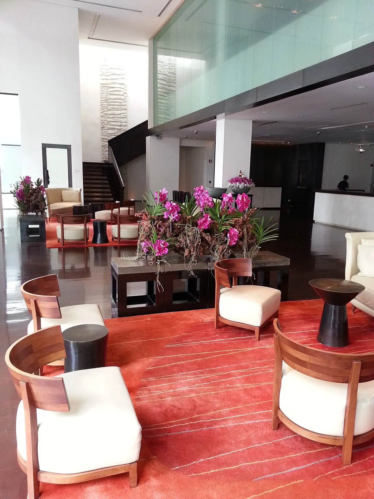 COMO Metropolitan Bangkok — 로비와 좌석 (2013년 사진)